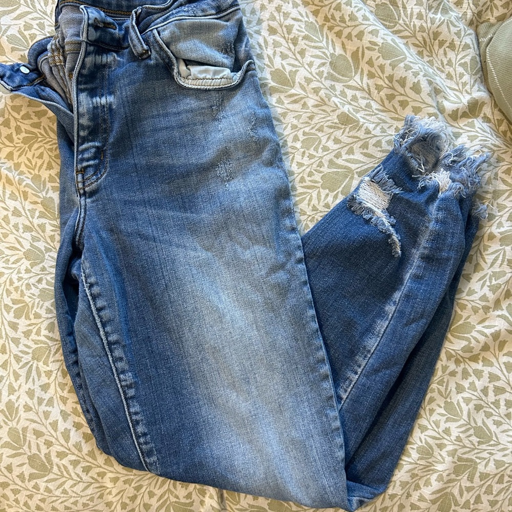 KanCan Signature Light Blue Distressed Women's Jeans